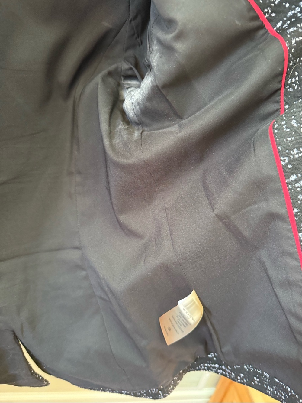 Vince Camuto Black & White Textured Notch-Lapel Blazer - Picture 4 of 5